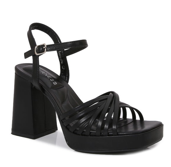 Esmeralda Black